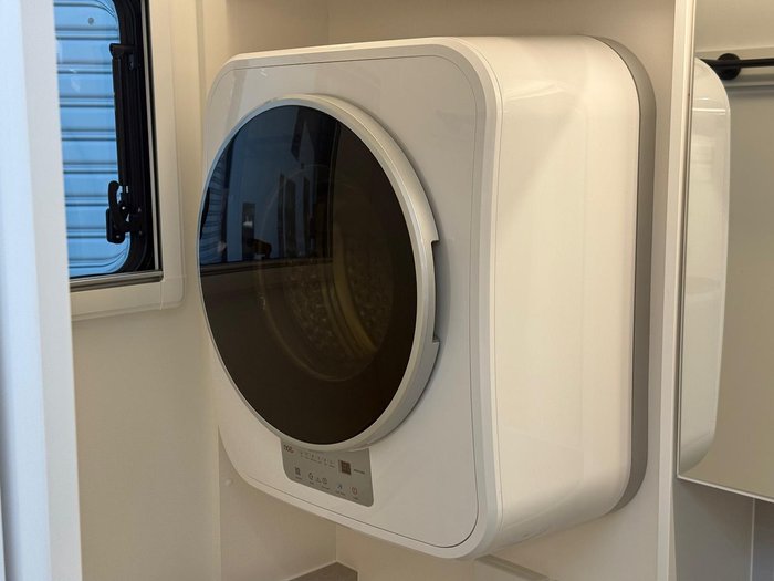 2025 New Age Caravans Manta Ray Mr18er My26