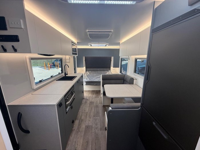 2025 New Age Caravans Manta Ray Mr18er My26