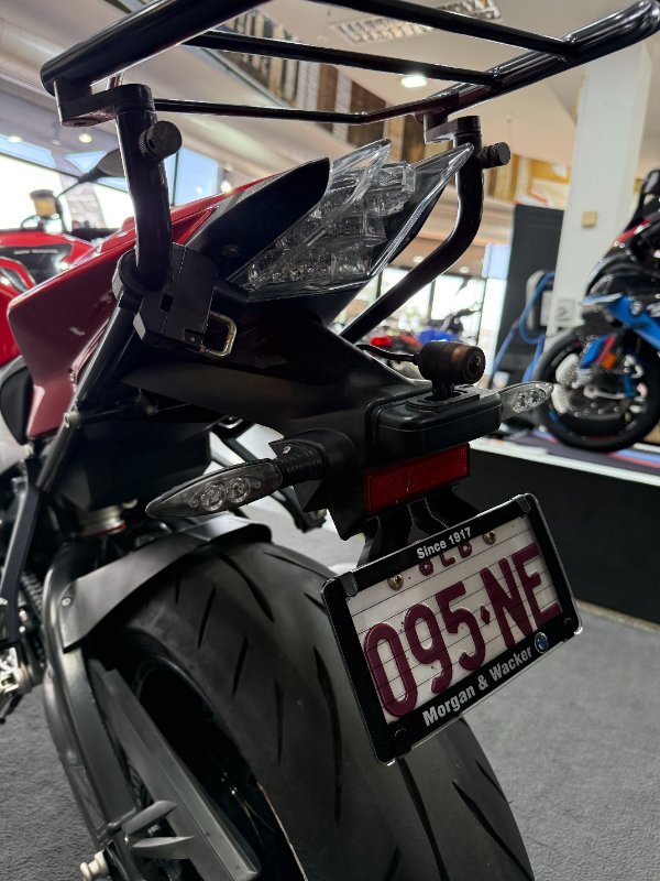 2014 BMW Motorrad S 1000 R Red