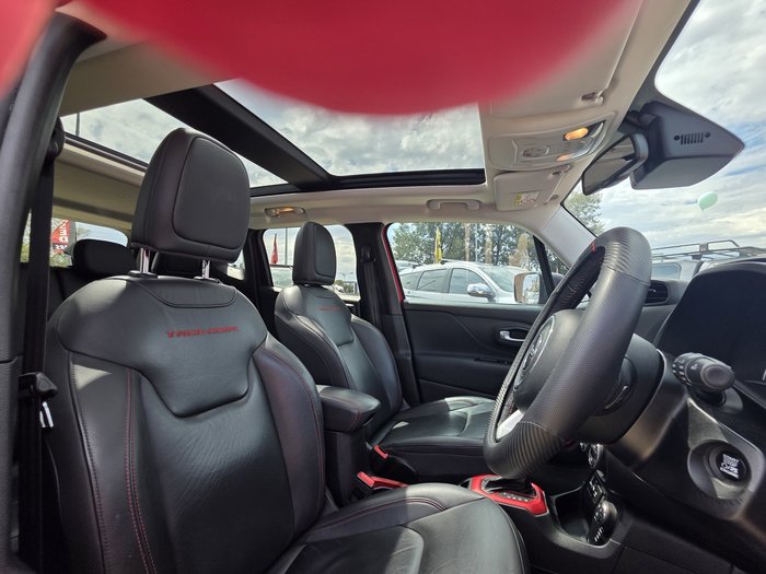 2015 Jeep Renegade Trailhawk