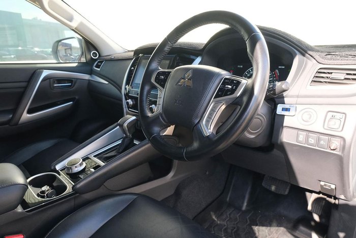 2022 Mitsubishi Pajero Sport GSR