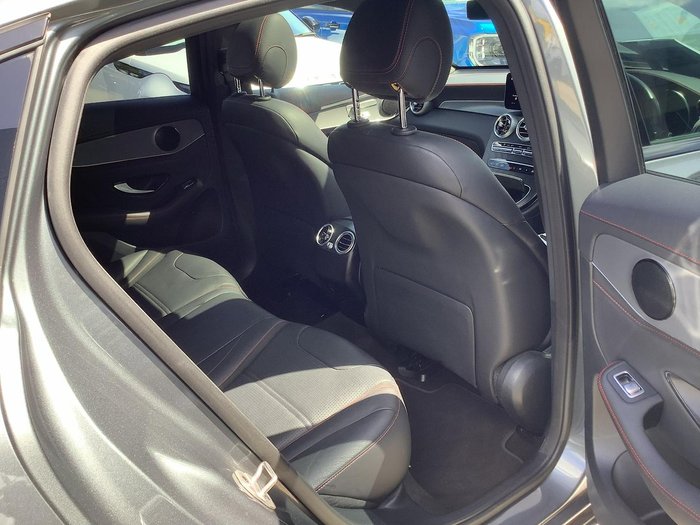 2022 Mercedes-Benz GLC-Class GLC300