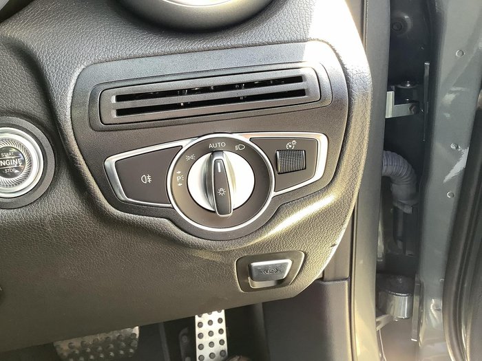 2022 Mercedes-Benz GLC-Class GLC300