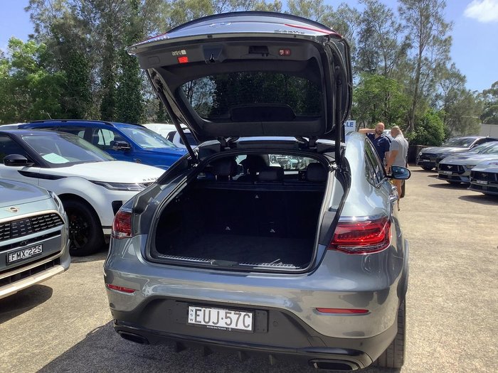 2022 Mercedes-Benz GLC-Class GLC300