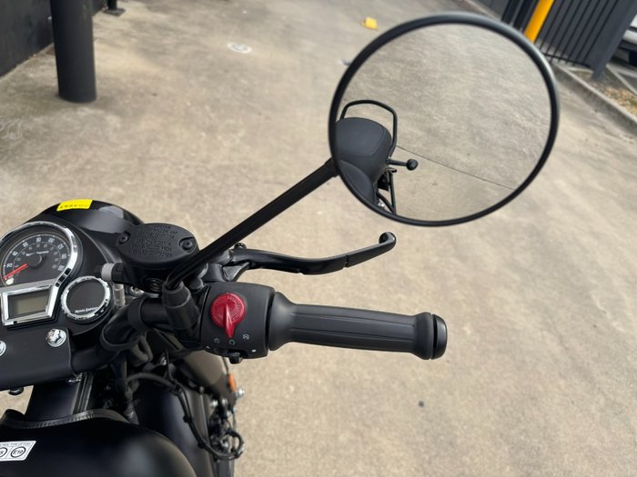 2026 Royal Enfield (see Also Enfiel 2026 Royal Enfield CLASSIC 350 BLACK