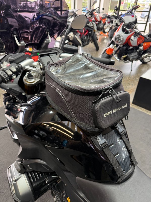 2017 BMW Motorrad Bmw 1200cc R 1200 RS (17-08) BLACK STORM METALLIC