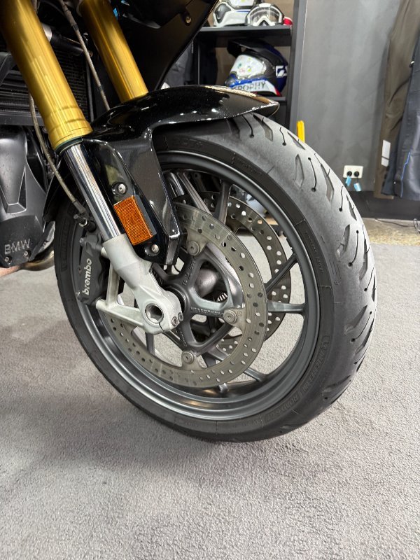 2017 BMW Motorrad Bmw 1200cc R 1200 RS (17-08) BLACK STORM METALLIC