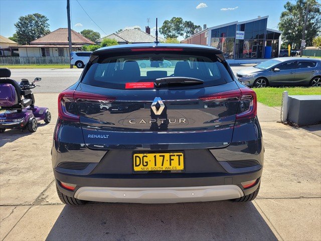 2022 RENAULT CAPTUR LIFE