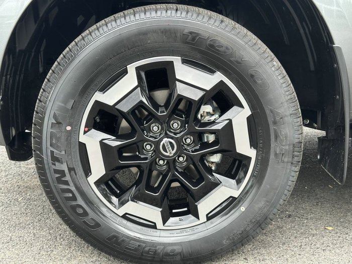 2025 Nissan Navara ST-X DUAL CAB
