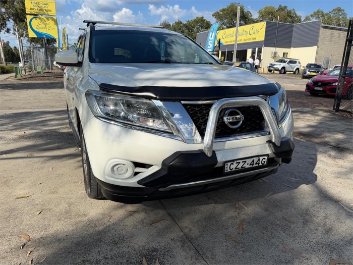 2015 NISSAN PATHFINDER ST (4x4)