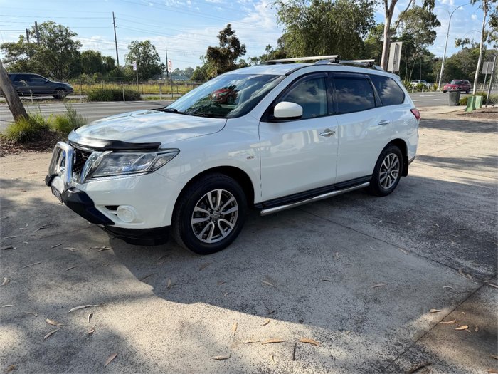 2015 NISSAN PATHFINDER ST (4x4)