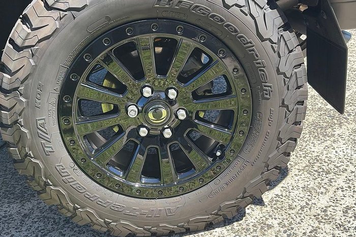 2025 INEOS Grenadier Station Wagon MY26 4X4 Dual Range Inky Black - Contract Roof - Painted (FPJ)