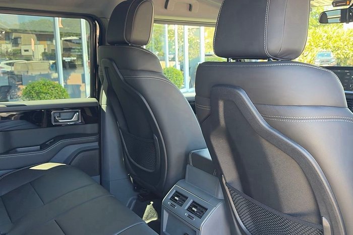 2025 INEOS Grenadier Station Wagon MY26 4X4 Dual Range Inky Black - Contract Roof - Painted (FPJ)