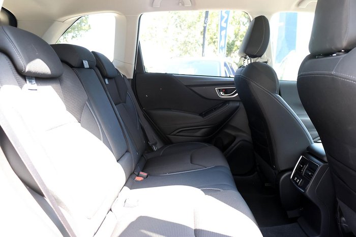 2024 Subaru Forester 2.5i