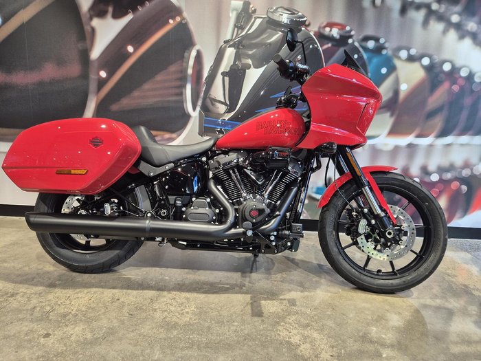 Harley-Davidson Low Rider ST 117 (FXLRST) Softail