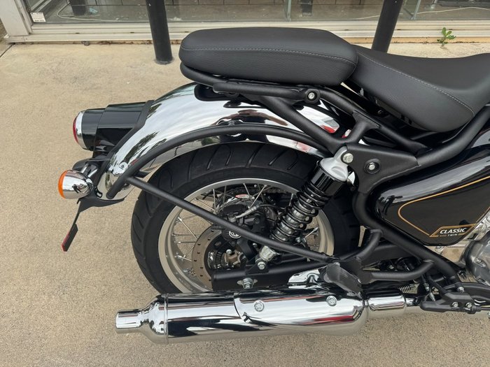 2026 Royal Enfield (see Also Enfiel 2026 ROYAL ENFIELD CLASSIC 650 BLACK