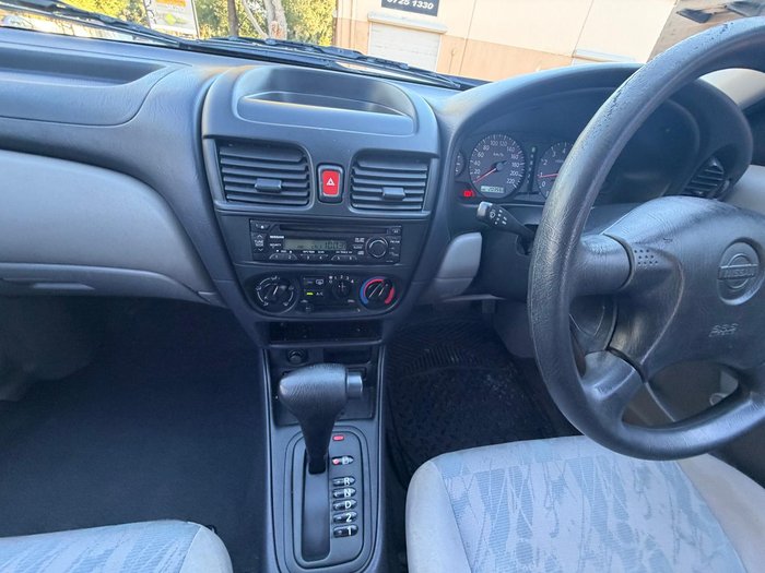 2002 Nissan Pulsar ST N16 Artic White