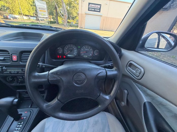 2002 Nissan Pulsar ST N16 Artic White