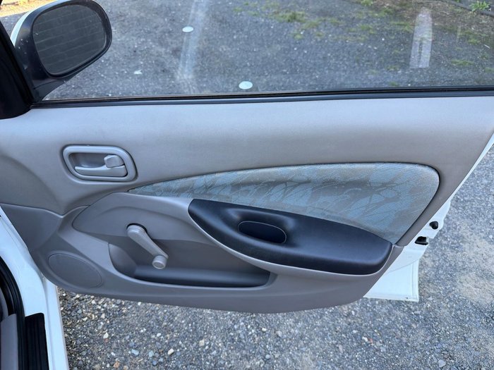 2002 Nissan Pulsar ST N16 Artic White