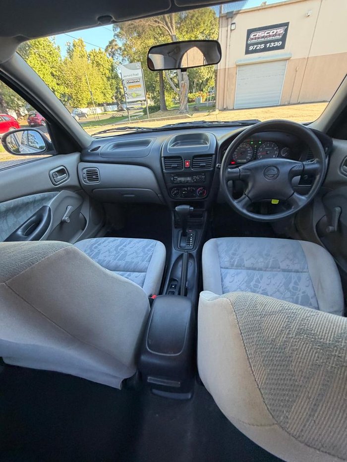 2002 Nissan Pulsar ST N16 Artic White