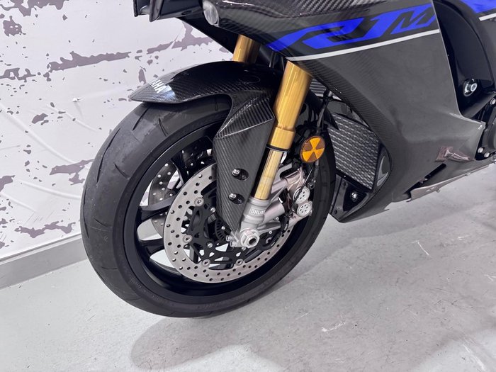 2024 Yamaha YZF-R1M R1 Black