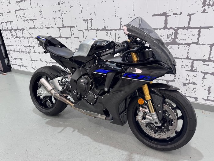 2024 Yamaha YZF-R1M R1 Black