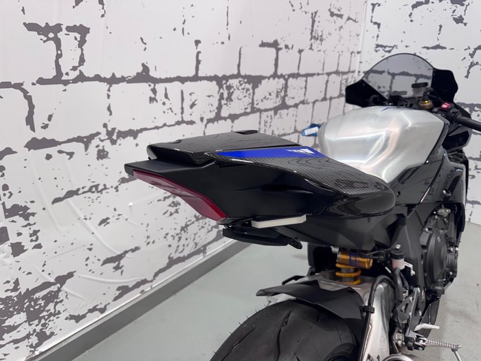 2024 Yamaha YZF-R1M R1 Black