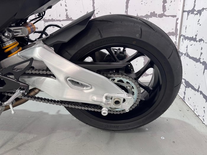 2024 Yamaha YZF-R1M R1 Black