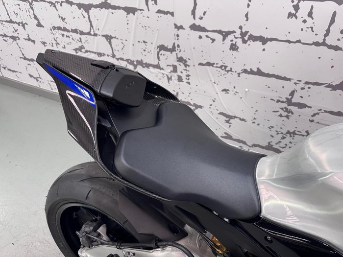 2024 Yamaha YZF-R1M R1 Black