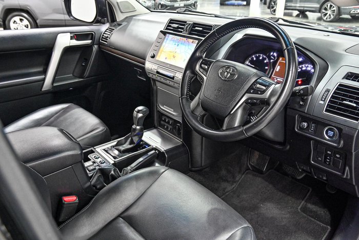 2021 Toyota Landcruiser Prado VX