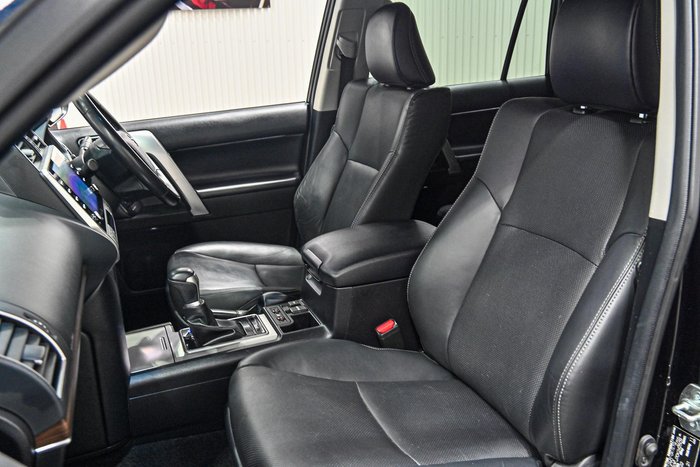 2021 Toyota Landcruiser Prado VX