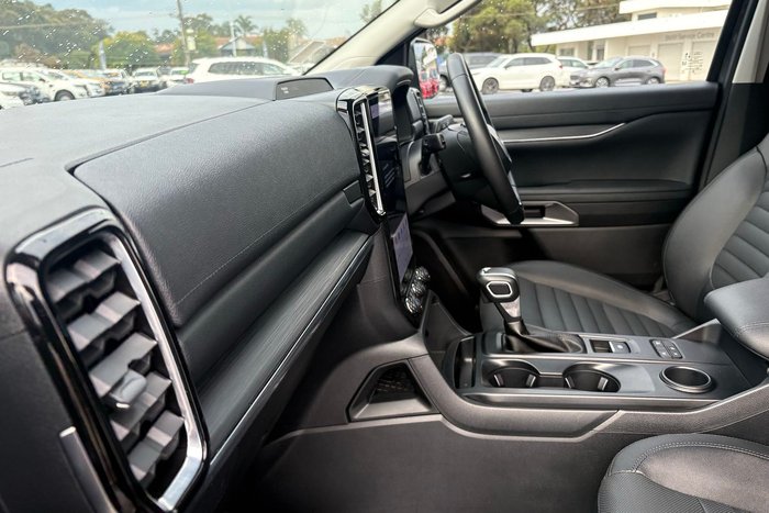 2025 Ford Everest Sport