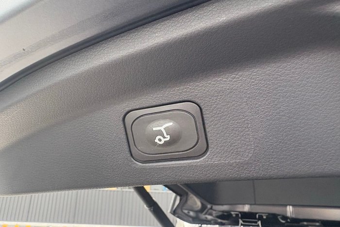 2025 Ford Everest Sport