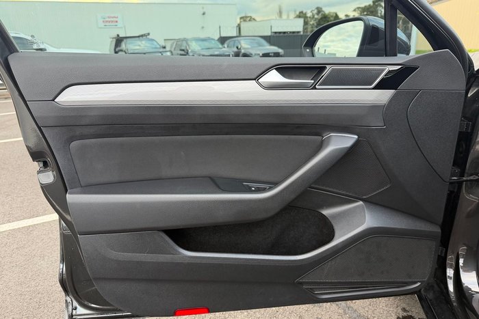 2022 Volkswagen Passat 140TSI Business