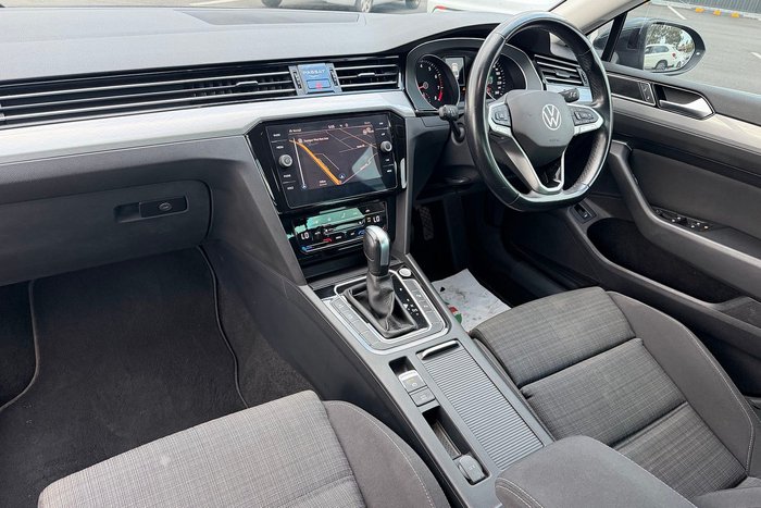 2022 Volkswagen Passat 140TSI Business