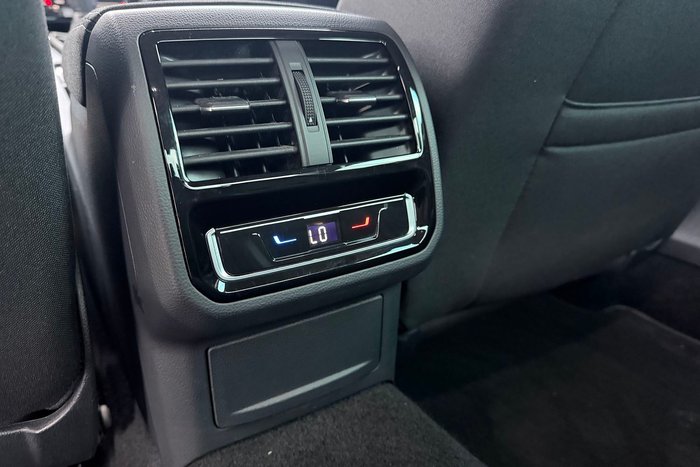 2022 Volkswagen Passat 140TSI Business