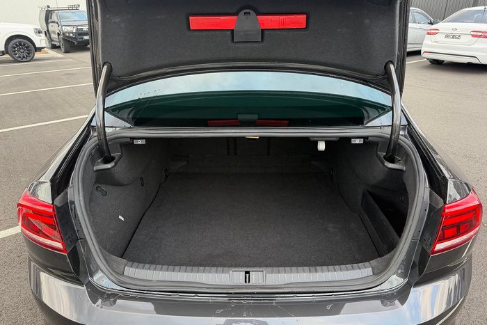 2022 Volkswagen Passat 140TSI Business