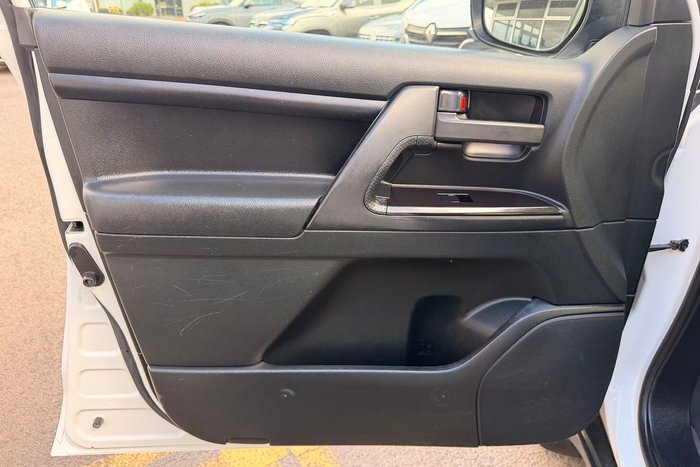 2021 Toyota Landcruiser GX