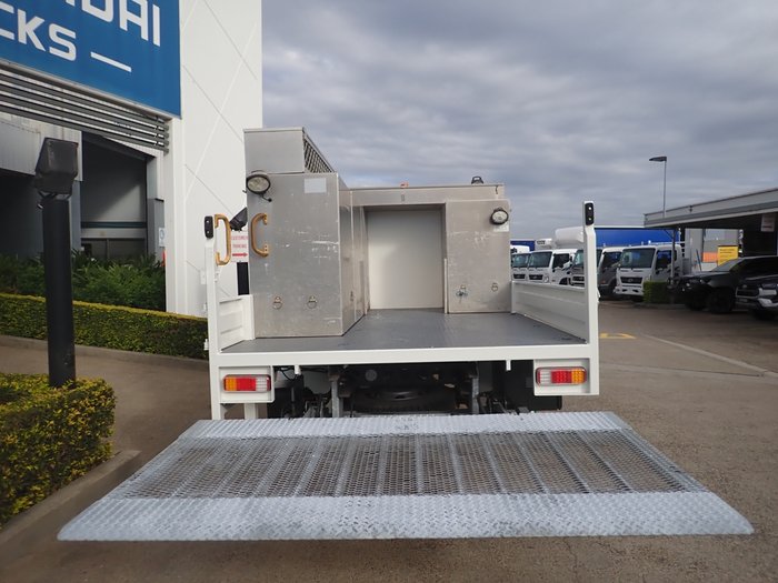 2019 ISUZU NPS 75-155