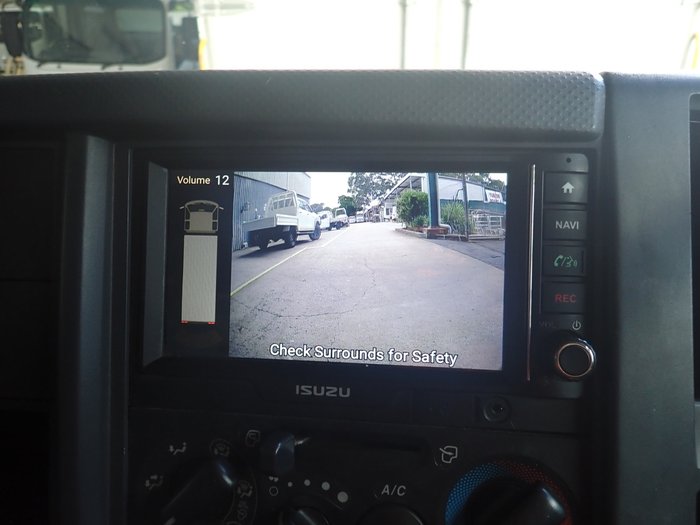 2019 ISUZU NPS 75-155