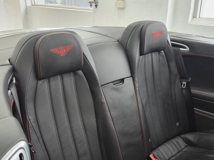 2013 Bentley Continental GTC V8