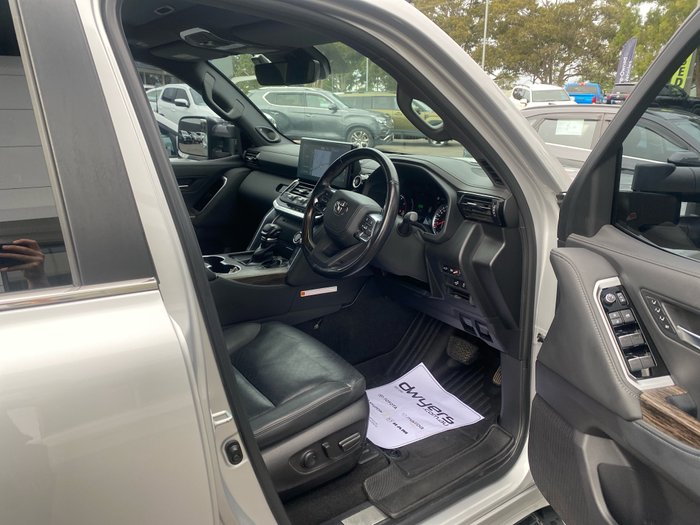 2022 Toyota LandCruiser Sahara