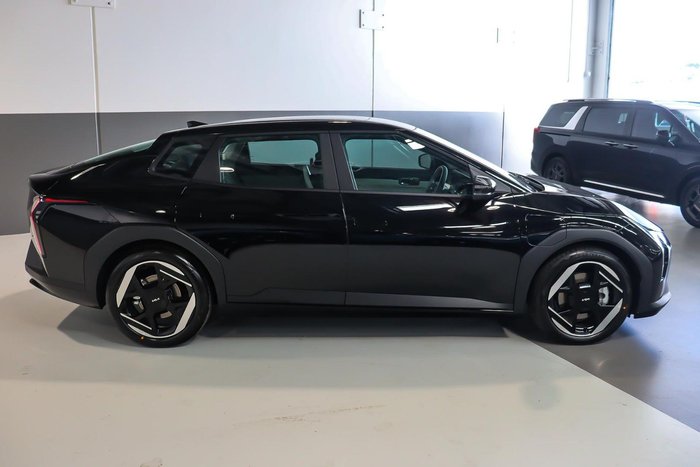 2026 Kia EV4 Earth Long Range