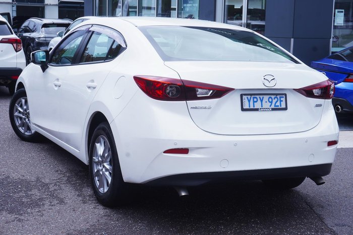2016 Mazda 3 Neo