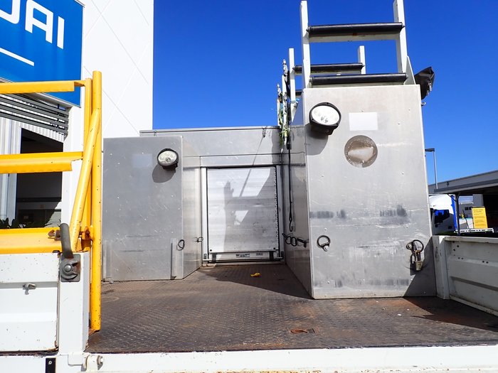 2017 ISUZU NPS 75-155