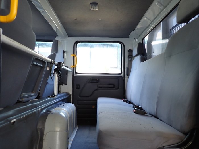 2017 ISUZU NPS 75-155