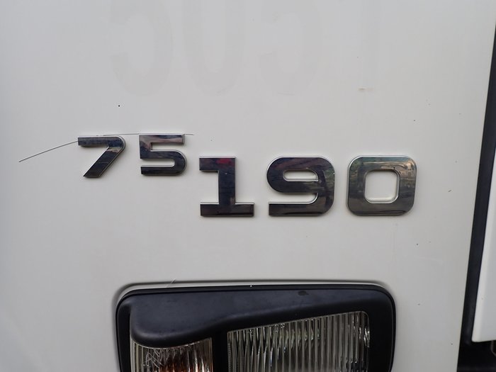 2017 ISUZU NPR 75-190