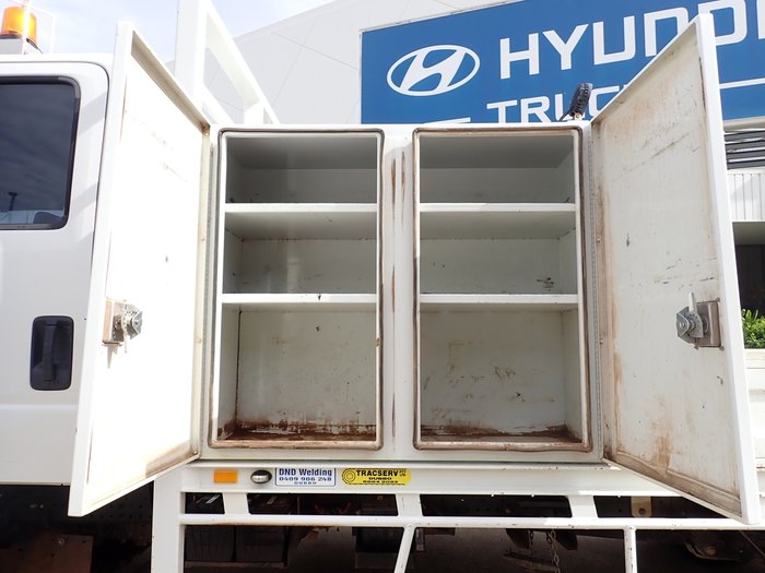 2017 ISUZU NPR 75-190