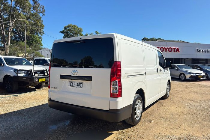 2020 Toyota Hiace