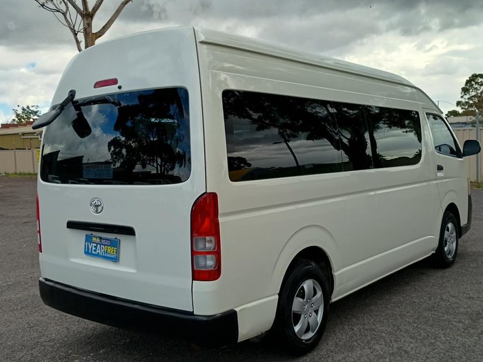 2011 Toyota Hiace Commuter